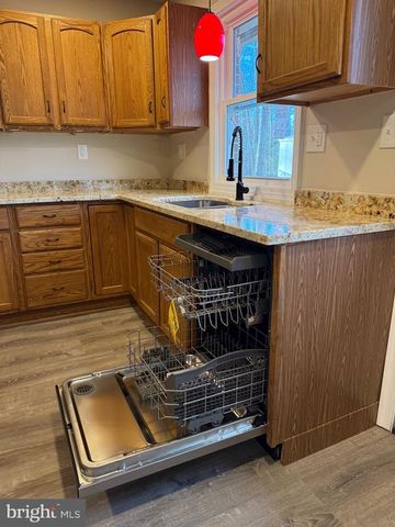 3903 SWANSON CT, Fredericksburg, VA 22408