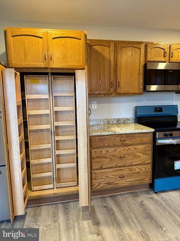 3903 SWANSON CT, Fredericksburg, VA 22408