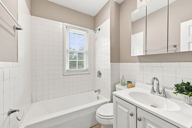 133 Parker St, Springfield, MA 01151