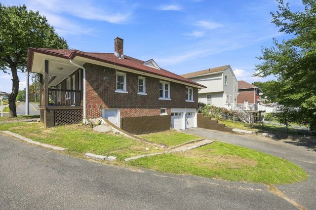 133 Parker St, Springfield, MA 01151