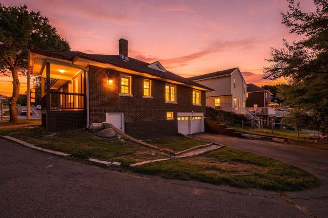 133 Parker St, Springfield, MA 01151