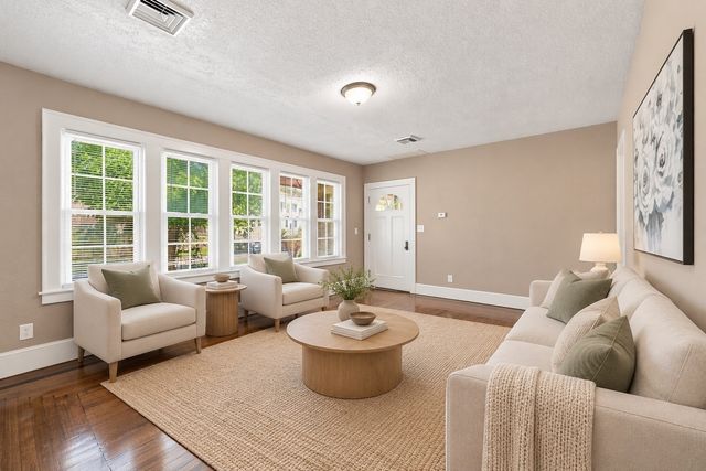 133 Parker St, Springfield, MA 01151