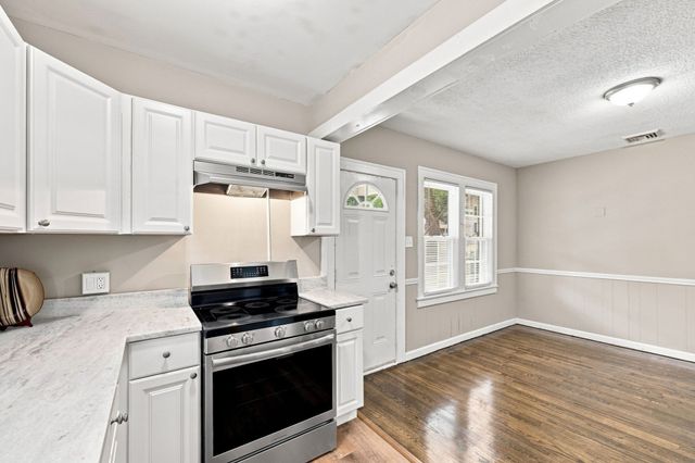 133 Parker St, Springfield, MA 01151