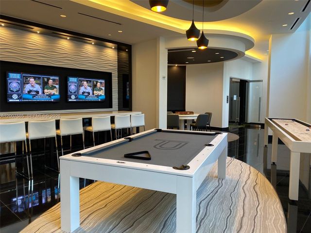 851 NE 1st Ave 2501, Miami, FL 33132