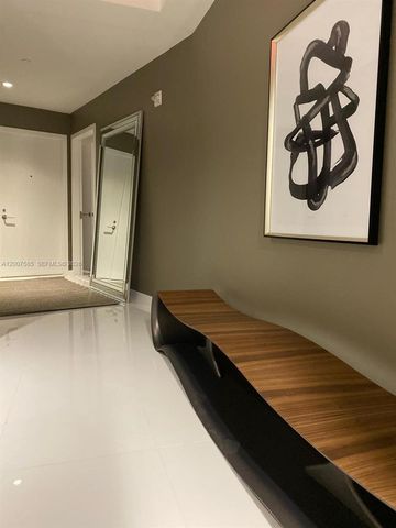 851 NE 1st Ave 2501, Miami, FL 33132