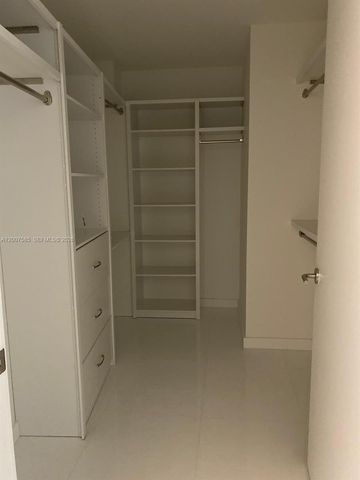 851 NE 1st Ave 2501, Miami, FL 33132
