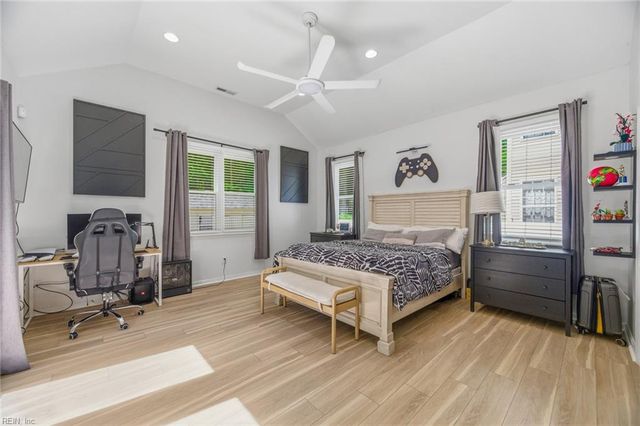 2616 Pitchback LN, Chesapeake, VA 23323