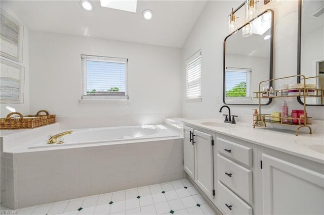 2616 Pitchback LN, Chesapeake, VA 23323