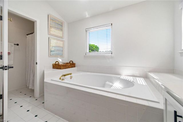 2616 Pitchback LN, Chesapeake, VA 23323