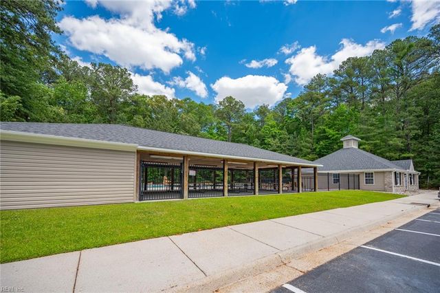 2616 Pitchback LN, Chesapeake, VA 23323
