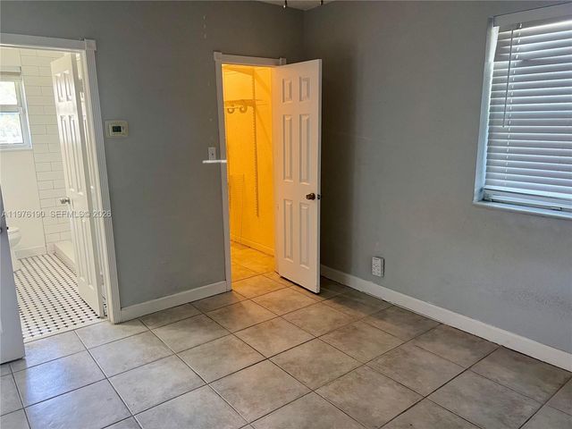 630 NE 15th Court, Fort Lauderdale, FL 33304