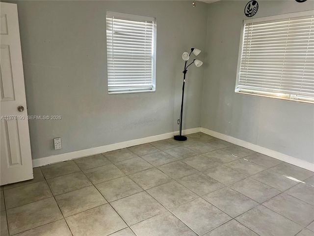 630 NE 15th Court, Fort Lauderdale, FL 33304