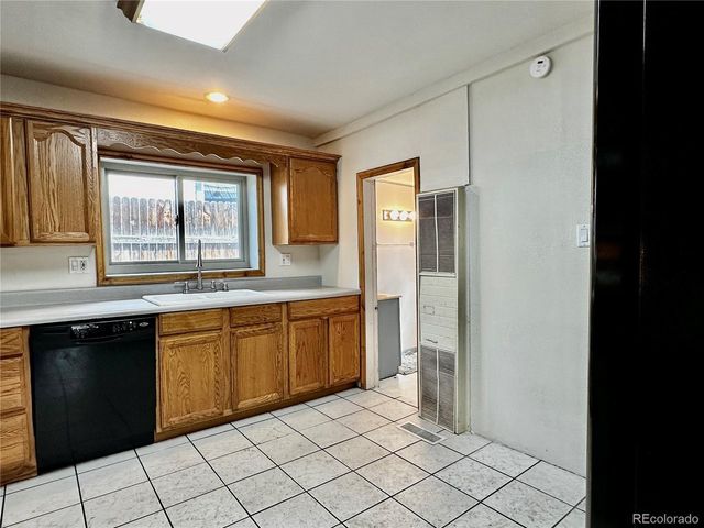 413 W 3rd St, Leadville, CO 80461