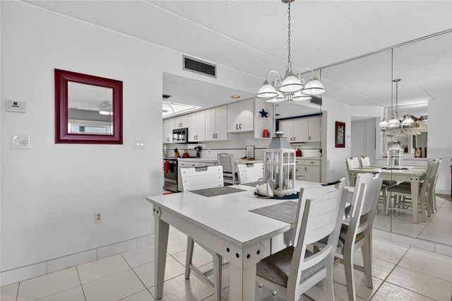 2290 OCEAN SHORE BOULEVARD 2070, Ormond Beach, FL 32176