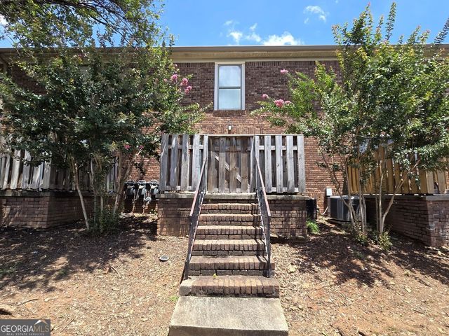 5617 Kingsport Drive NE, Sandy Springs, GA 30342
