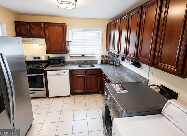 5617 Kingsport Drive NE, Sandy Springs, GA 30342