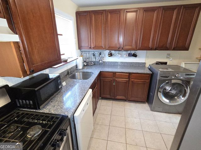 5617 Kingsport Drive NE, Sandy Springs, GA 30342