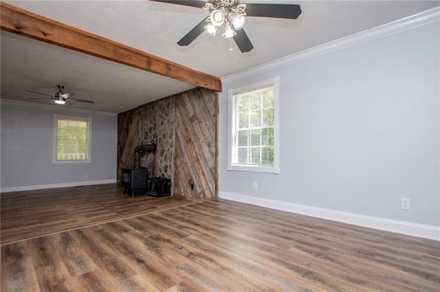 8291 Highway 5, Whitesburg, GA 30185