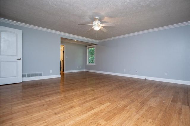 8291 Highway 5, Whitesburg, GA 30185