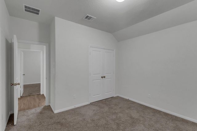 1006 Skylark CV, Hutto, TX 78634