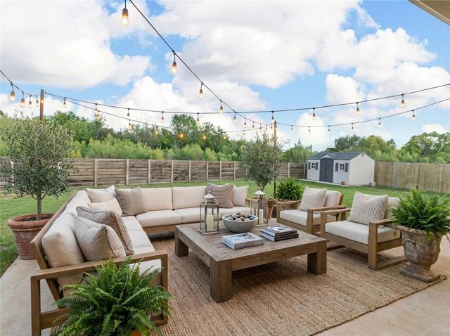 1006 Skylark CV, Hutto, TX 78634