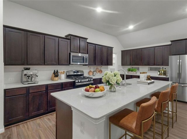 1006 Skylark CV, Hutto, TX 78634