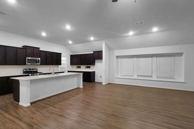 1006 Skylark CV, Hutto, TX 78634