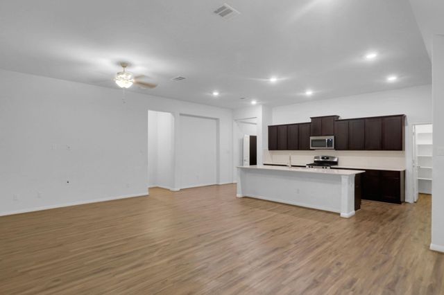 1006 Skylark CV, Hutto, TX 78634