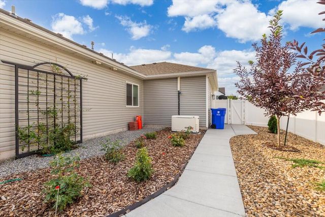 2198 W 640 S, Rexburg, ID 83440