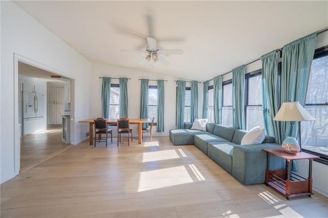 4354 Riverside Drive SW, Lilburn, GA 30047