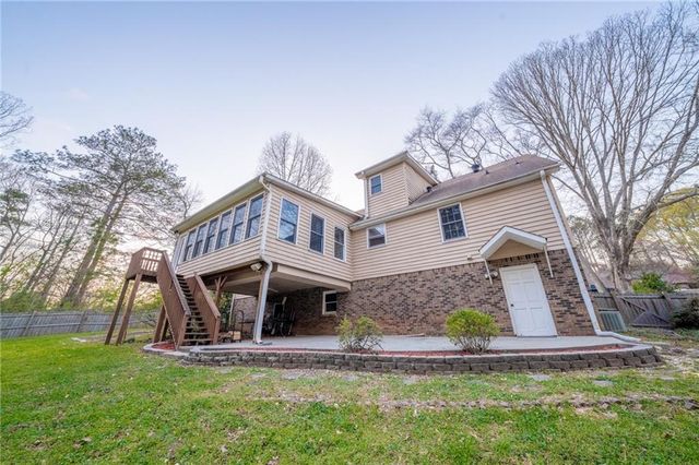 4354 Riverside Drive SW, Lilburn, GA 30047