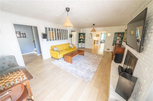 4354 Riverside Drive SW, Lilburn, GA 30047