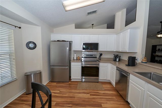 1001 WILLOW RUN ST., Minneola, FL 34715