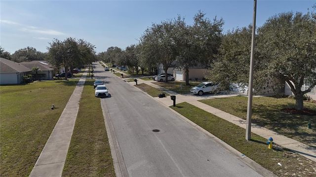 1001 WILLOW RUN ST., Minneola, FL 34715