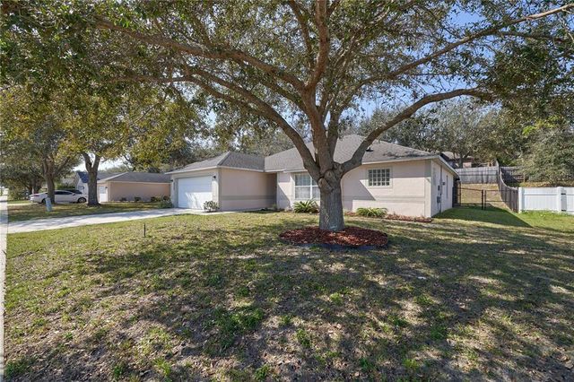 1001 WILLOW RUN ST., Minneola, FL 34715