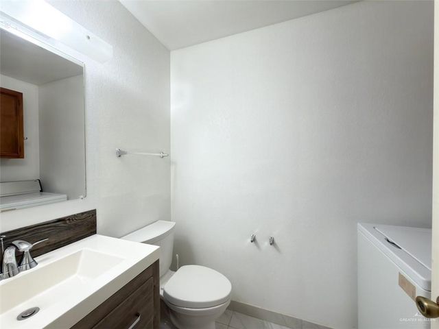 1500 Evergreen Avenue 78, Mission, TX 78572