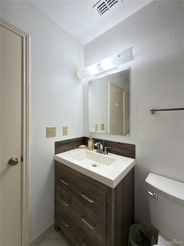 1500 Evergreen Avenue 78, Mission, TX 78572