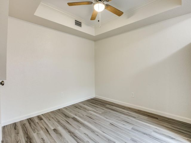 1995 Shorewood Drive, Grapevine, TX 76051