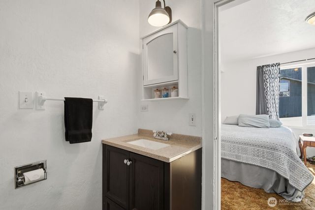 325 3rd Street, Morton, WA 98356