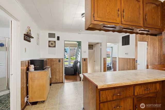 325 3rd Street, Morton, WA 98356