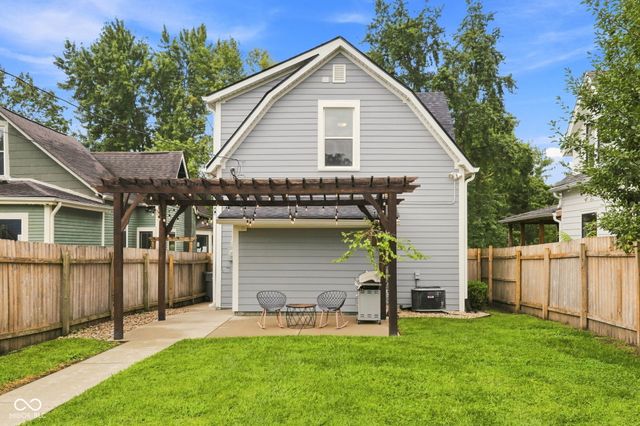 1902 Commerce Avenue, Indianapolis, IN 46201