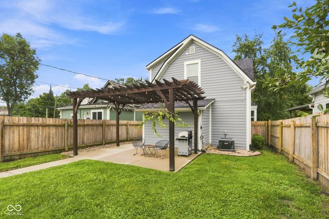 1902 Commerce Avenue, Indianapolis, IN 46201
