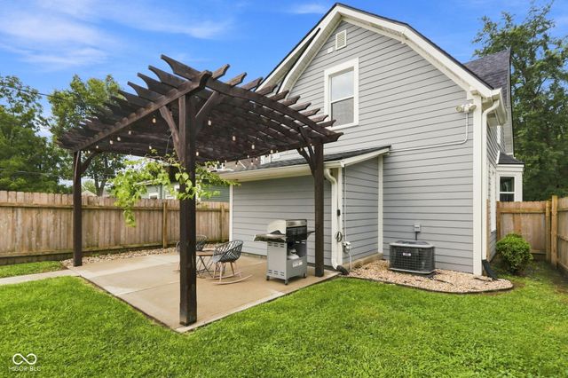1902 Commerce Avenue, Indianapolis, IN 46201