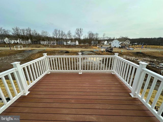 172 BELL CT, Sellersville, PA 18960