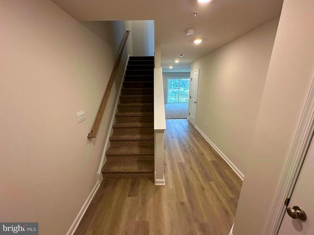 172 BELL CT, Sellersville, PA 18960