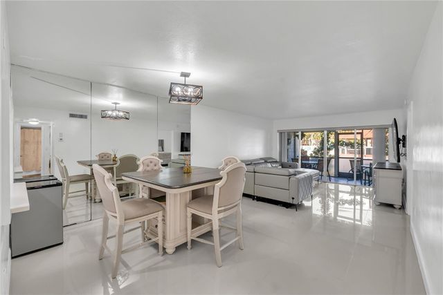 3920 Inverrary Boulevard 104-C, Lauderhill, FL 33319