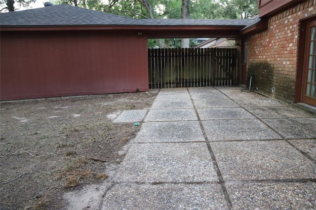 2027 Shadow Rock Drive, Houston, TX 77339