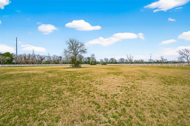 0 Las Botas, Richmond, TX 77469