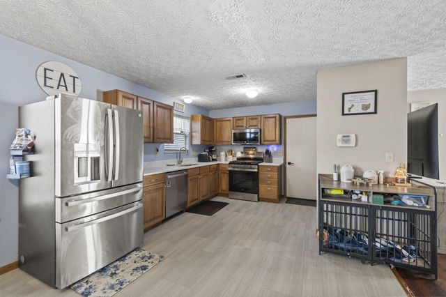 3926 Genteel Drive, Grove City, OH 43123