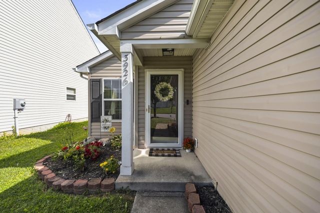 3926 Genteel Drive, Grove City, OH 43123
